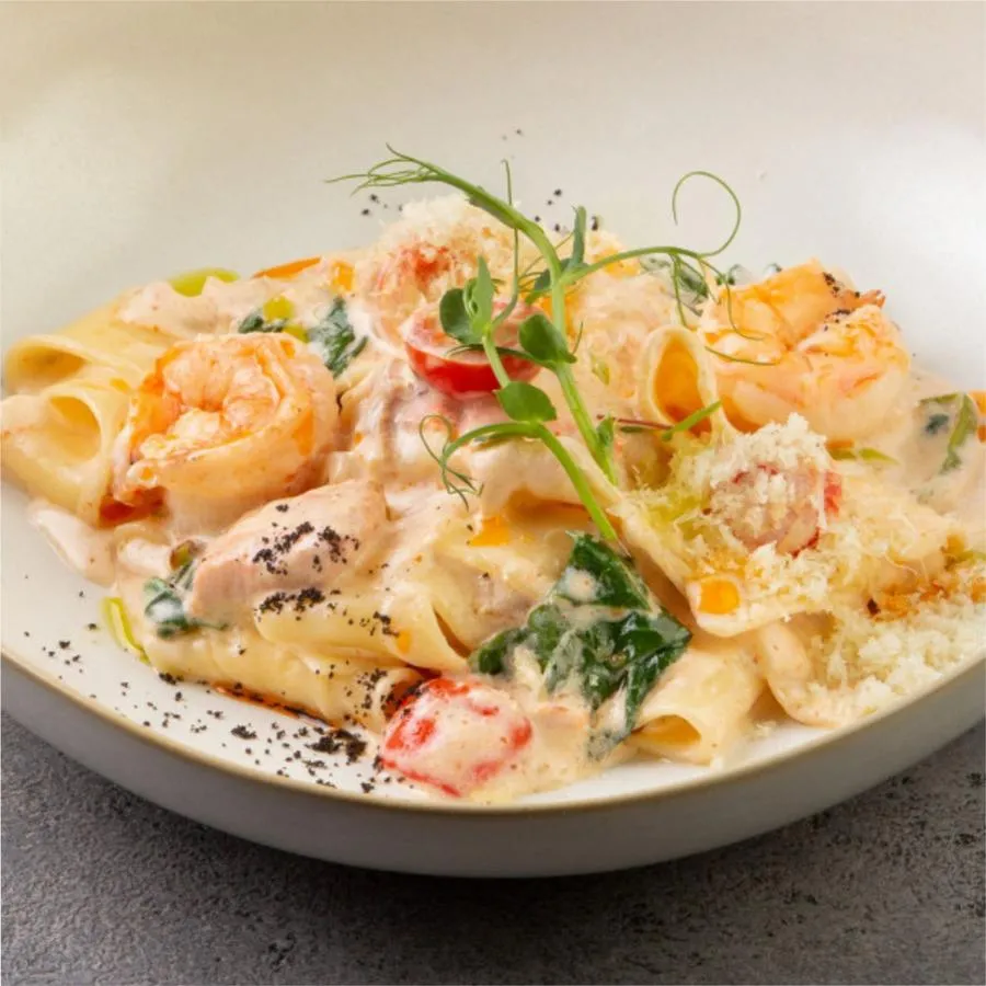 казаречче с Креветками и кальмаром